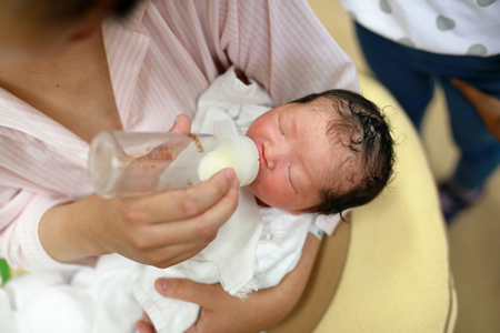 骨盤がゆがむ原因になる出産！何故ゆがむと太っちゃうの？