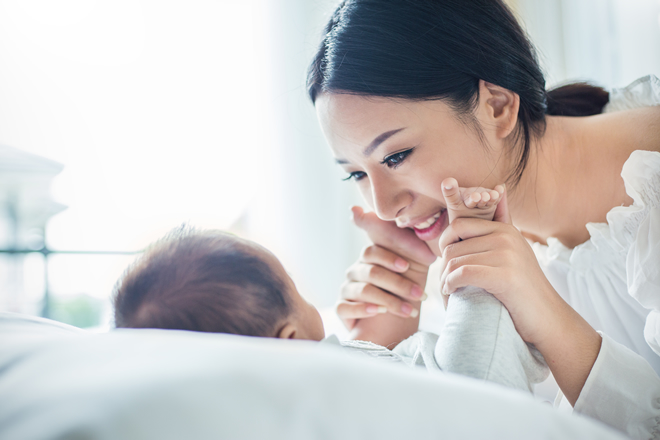 赤ちゃんは自分で化粧品を選べない!我が子のお肌を守れるのはご両親だけ!