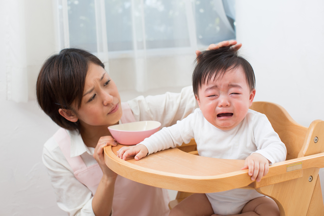 子供のイヤイヤ期のママの正しい接し方とは？